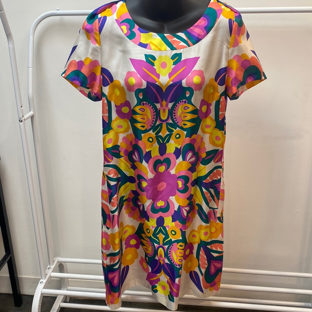 Chloe floral shift dress